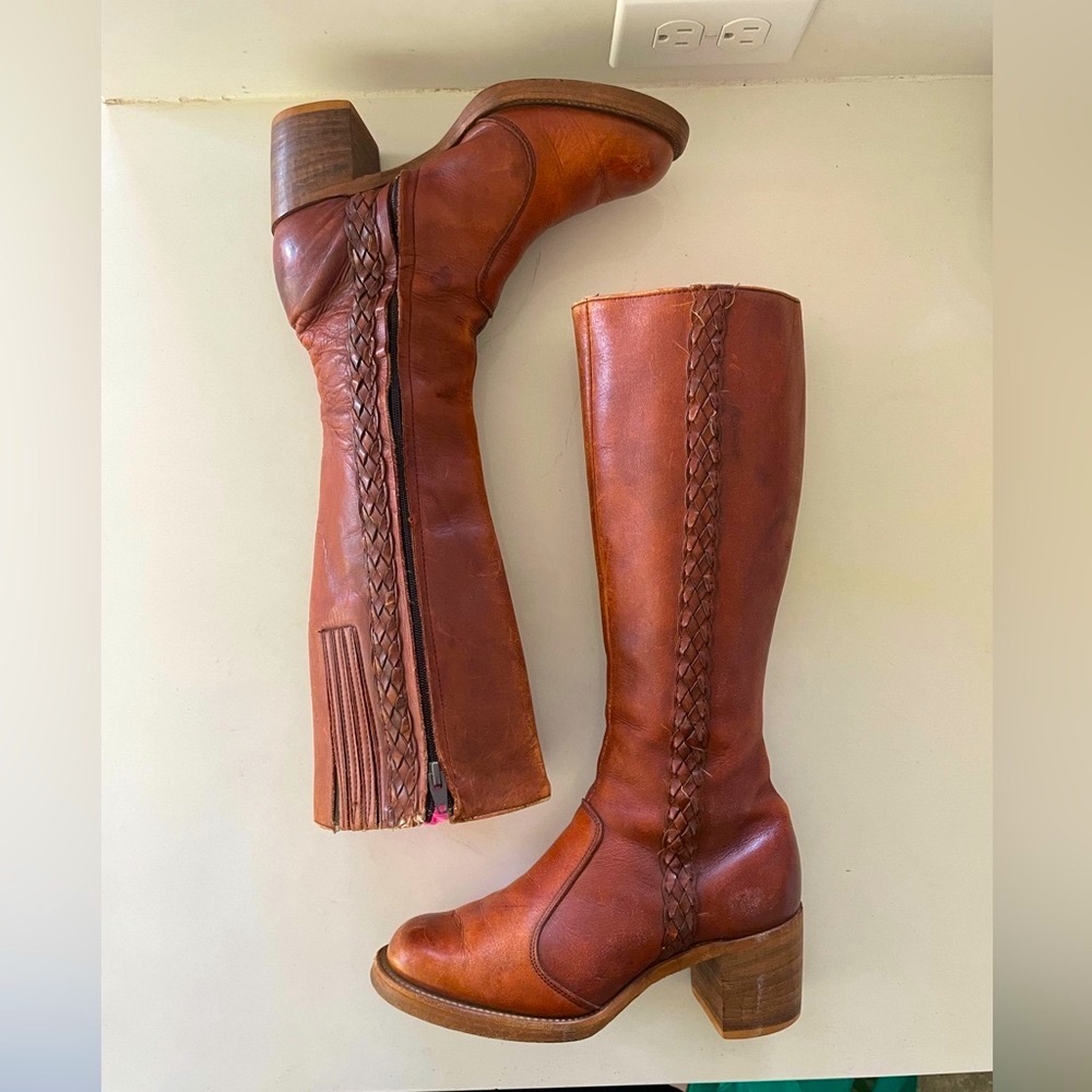 FRYE True VINTAGE black label Braided brown tall boots size 7 Sabrina